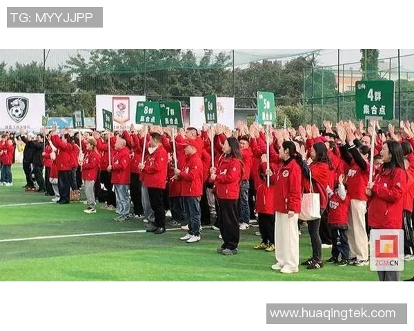 成都世界足球明星比赛盛况空前球迷齐聚共庆足球盛宴 成都世界足球明星比赛盛况空前球迷齐聚共庆足球盛宴