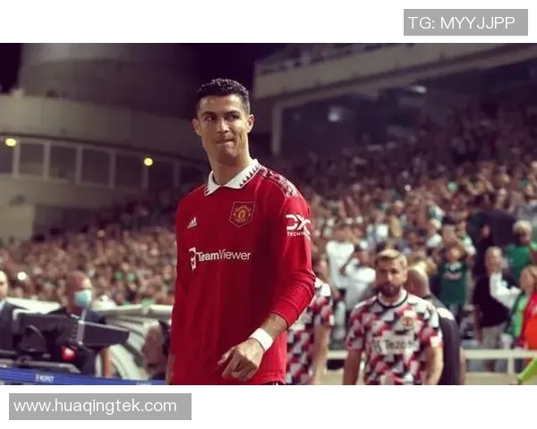 真正的足球明星是如何在赛场上闪耀光芒的故事与传奇