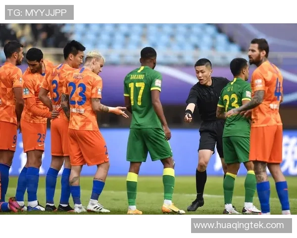 2016年北京国安与山东鲁能激战回顾:精彩瞬间与赛场激情再现